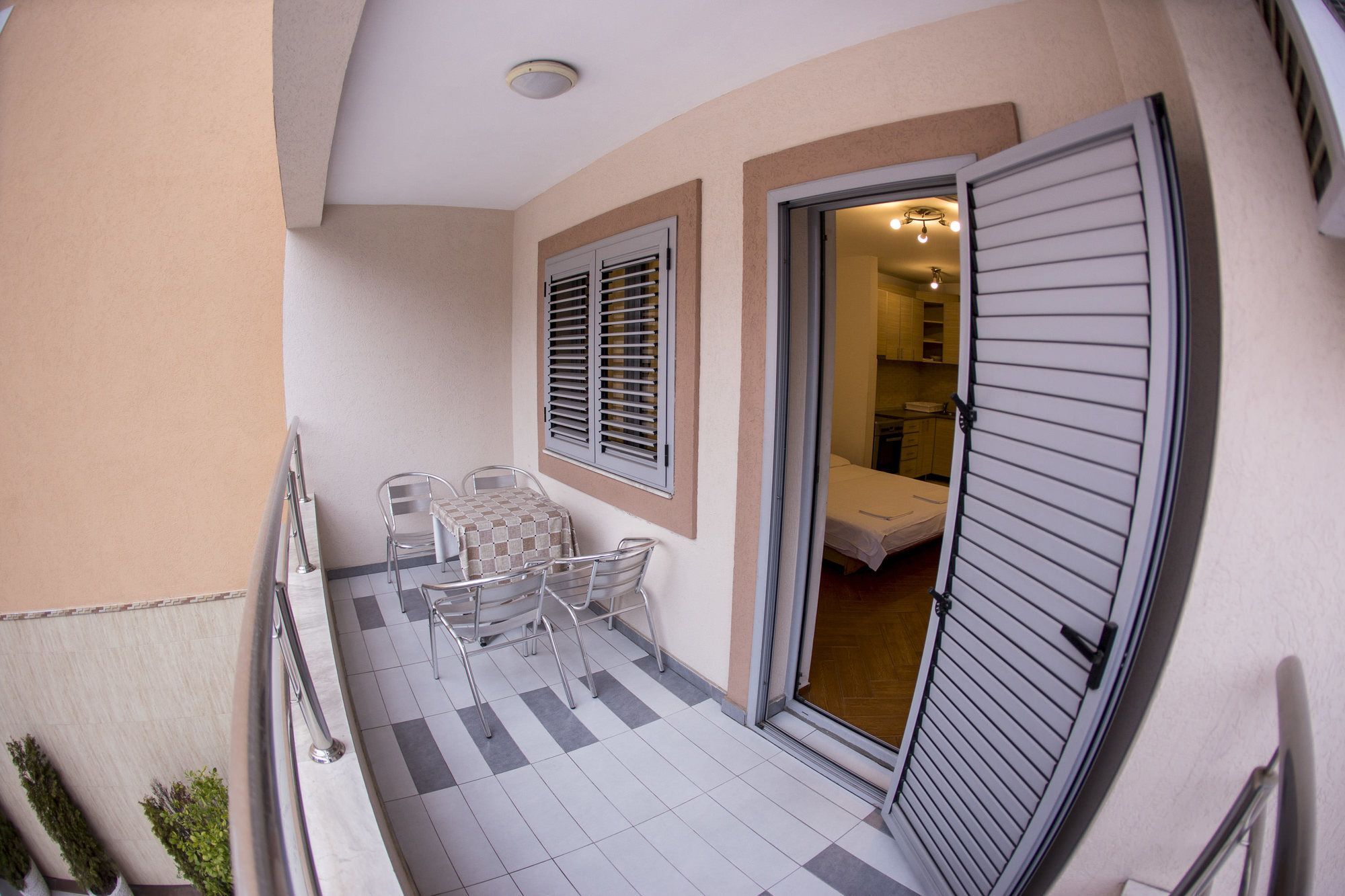 Apartment Sms *