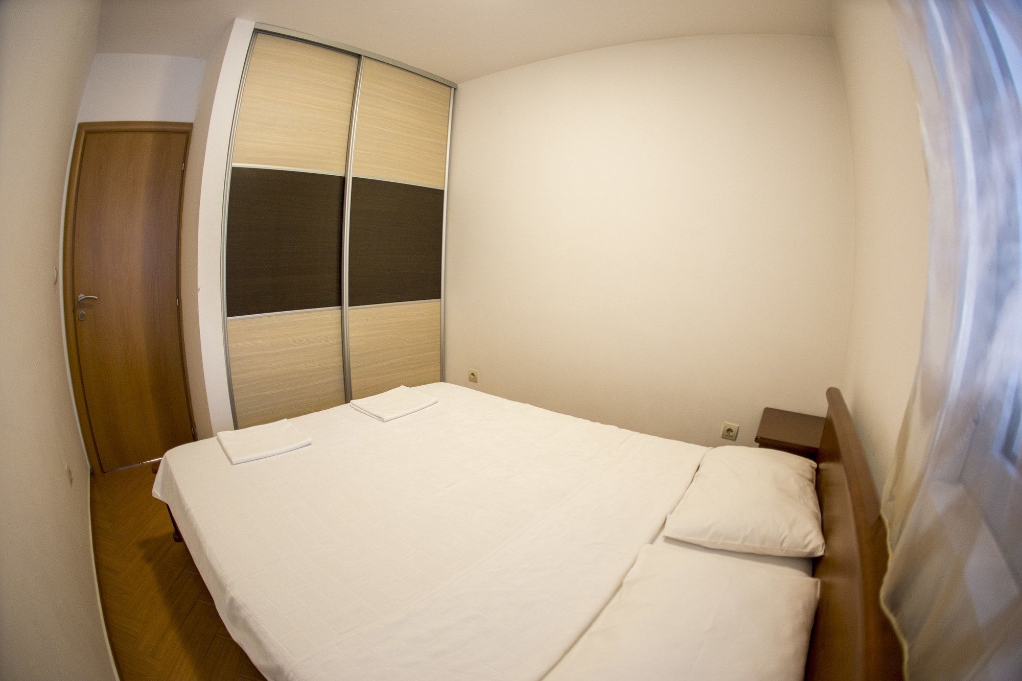 Sms Apartment