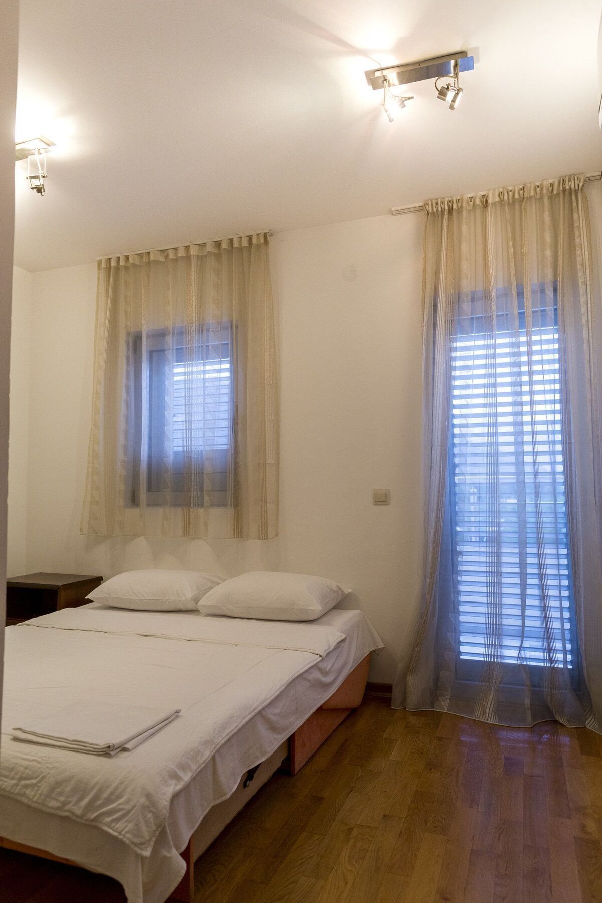 Sms Apartment