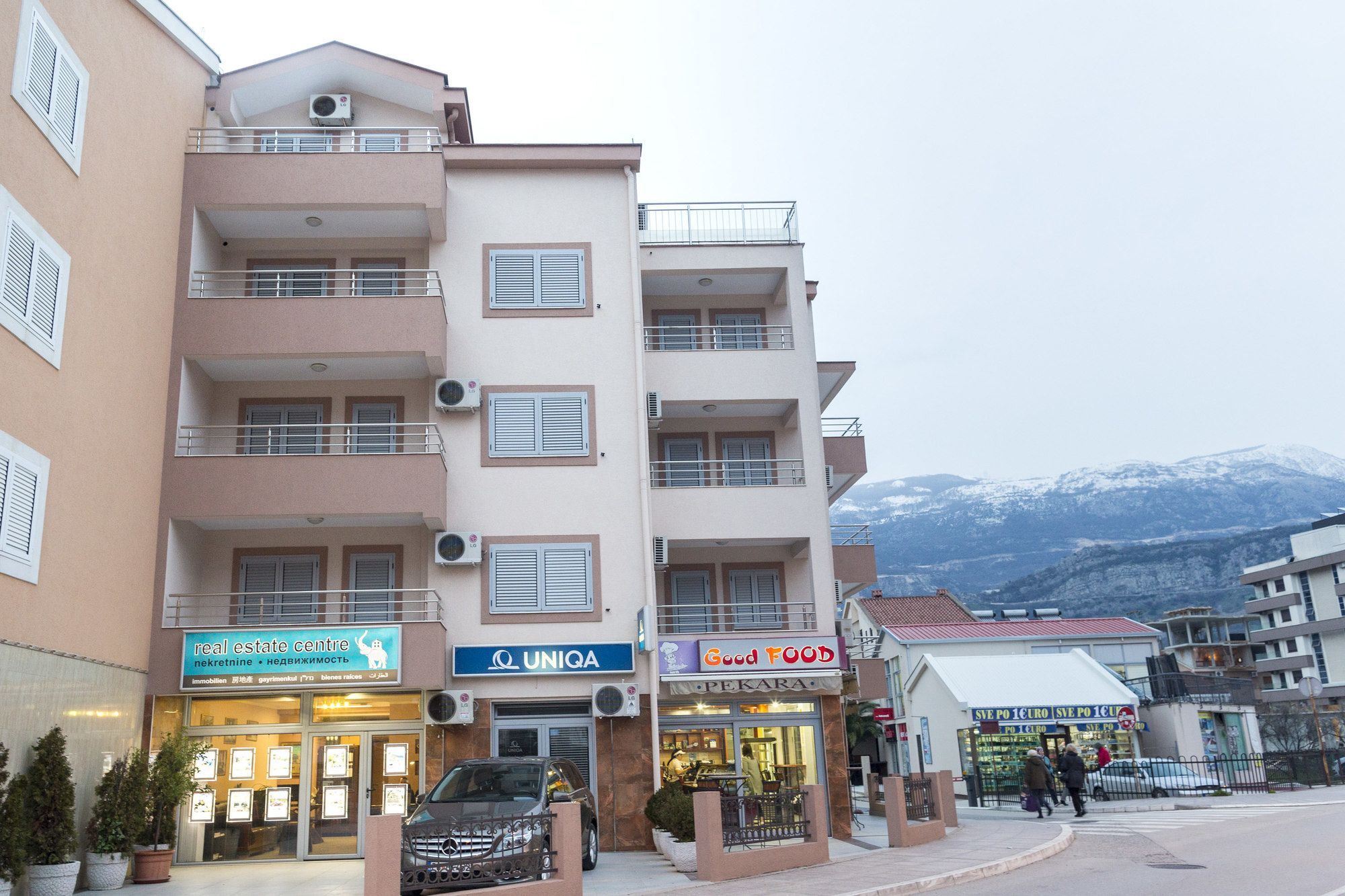 Sms Apartment Budva