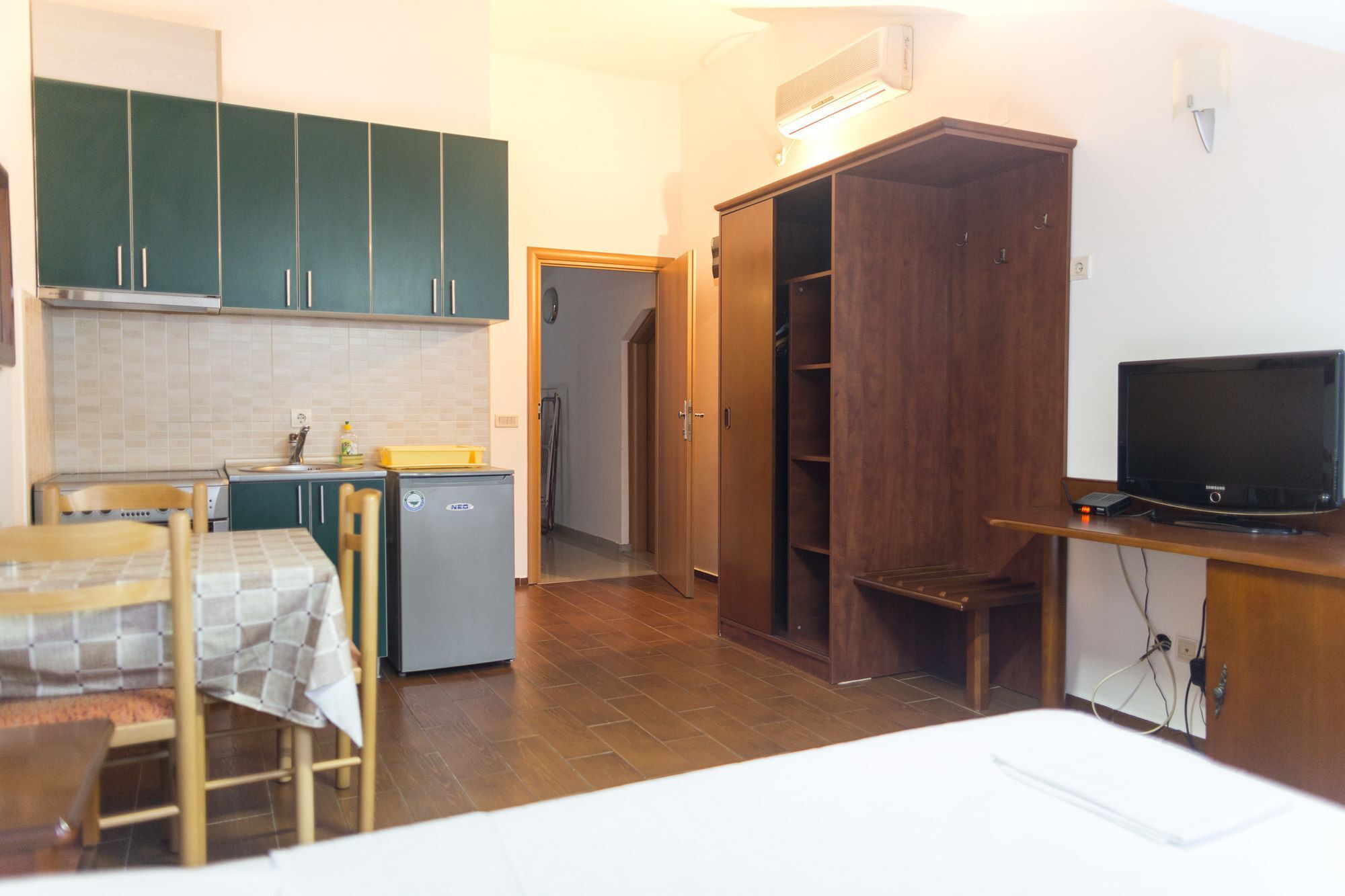 Sms Apartment