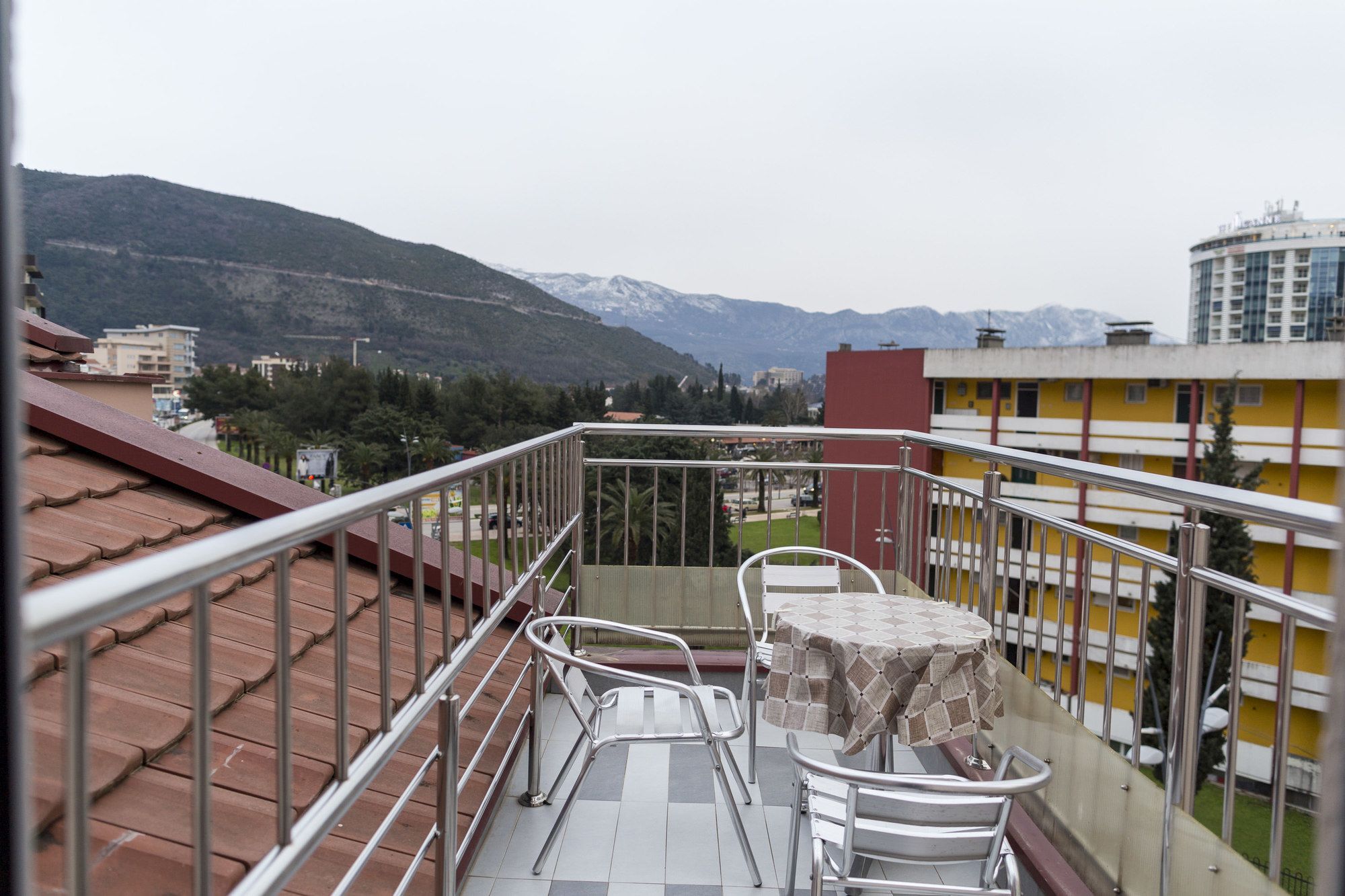 Sms * Budva