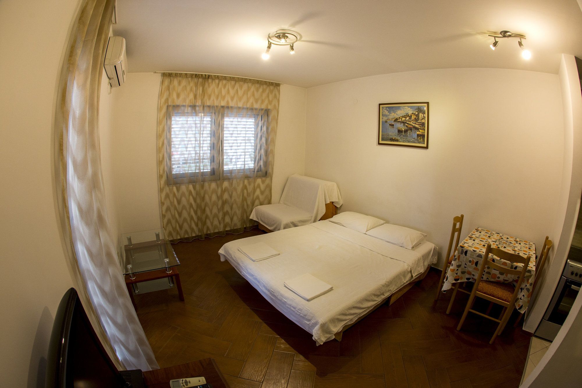 Sms Apartment *